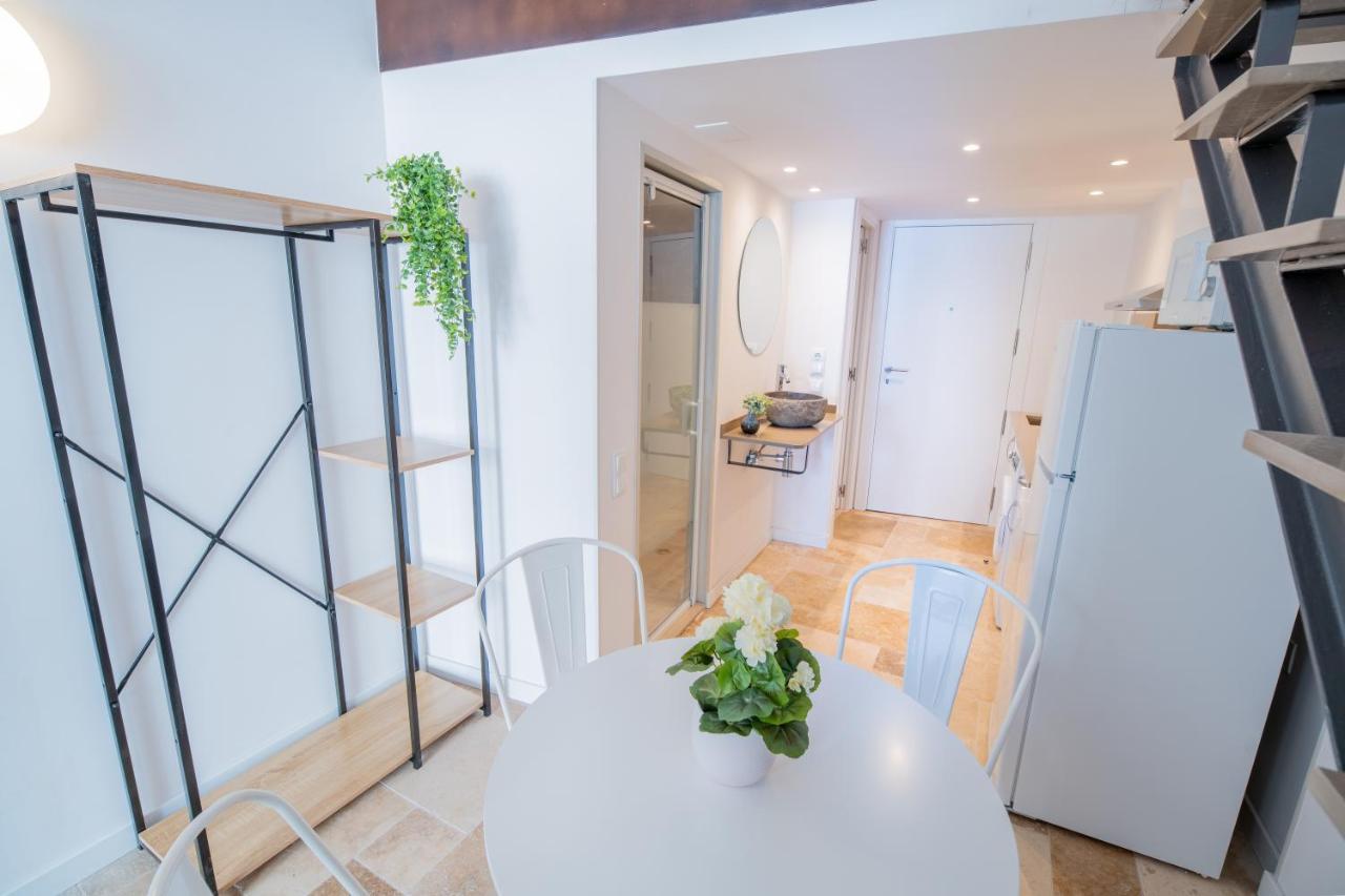 Ferienwohnung Desactivado Atico Duplex Con Barbacoa Y Terraza En Barri Port Maritim Tarragona Exterior foto
