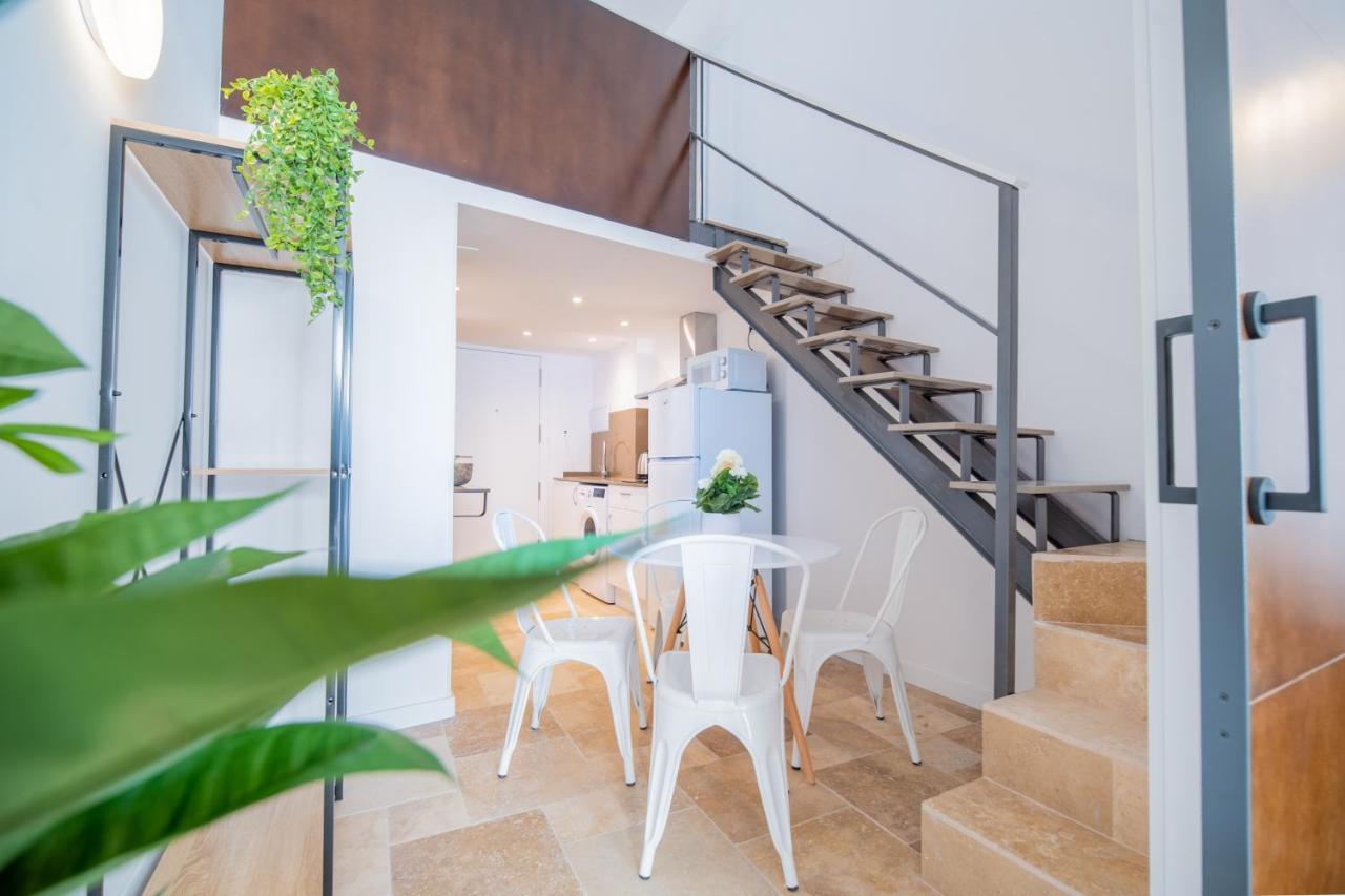 Ferienwohnung Desactivado Atico Duplex Con Barbacoa Y Terraza En Barri Port Maritim Tarragona Exterior foto