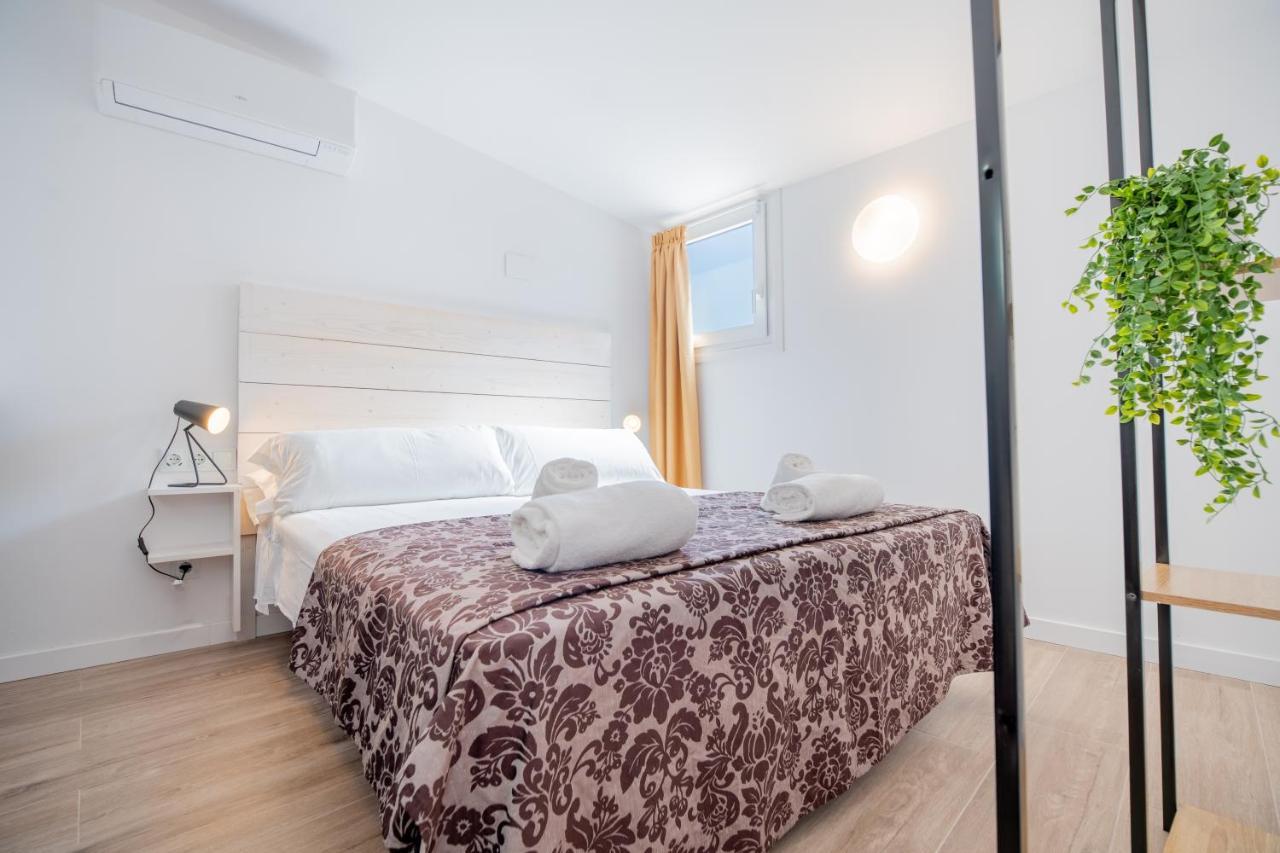 Ferienwohnung Desactivado Atico Duplex Con Barbacoa Y Terraza En Barri Port Maritim Tarragona Exterior foto