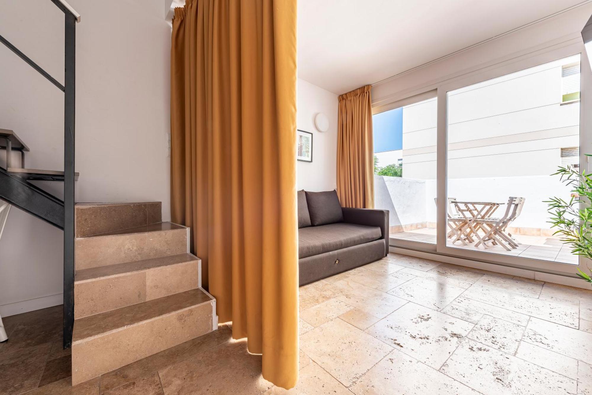 Ferienwohnung Desactivado Atico Duplex Con Barbacoa Y Terraza En Barri Port Maritim Tarragona Exterior foto